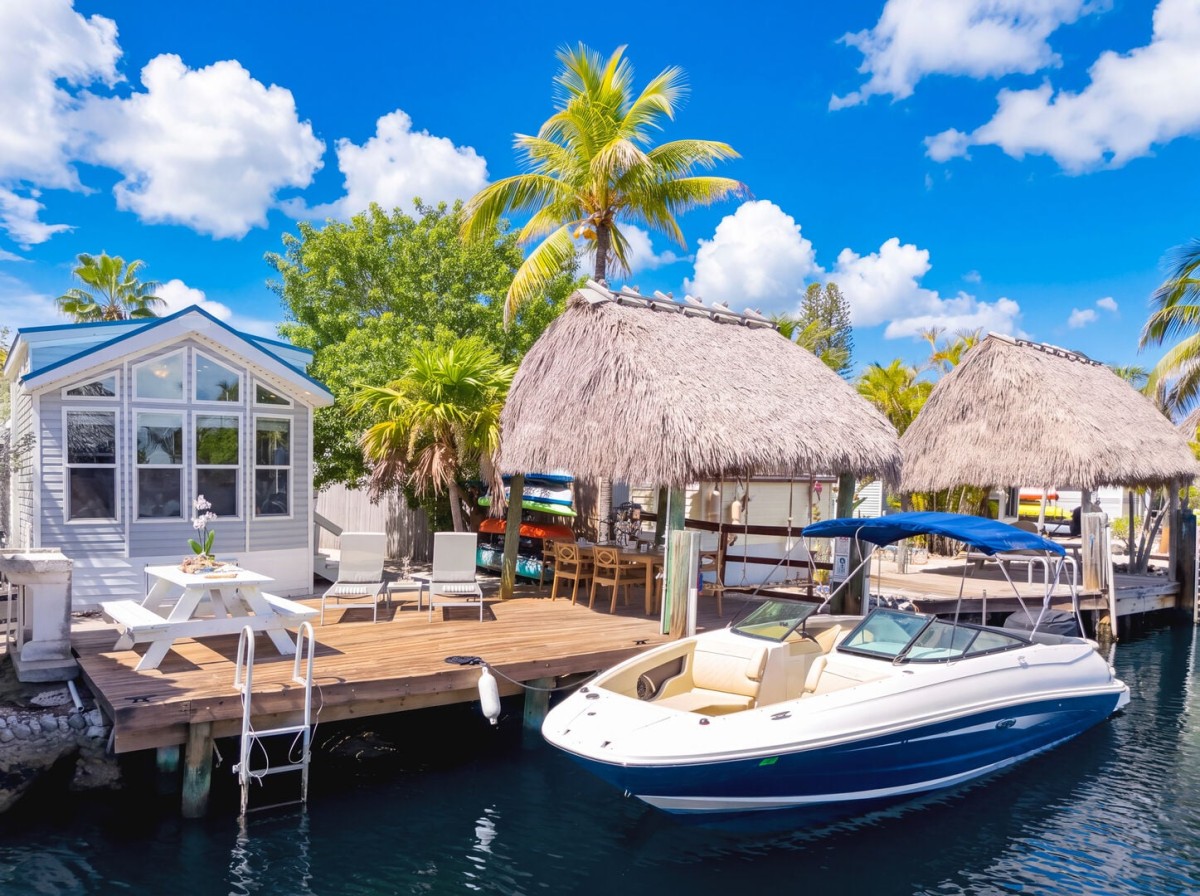 The perfect Key Largo outdoor paradise. (Boat not included, sorry!)