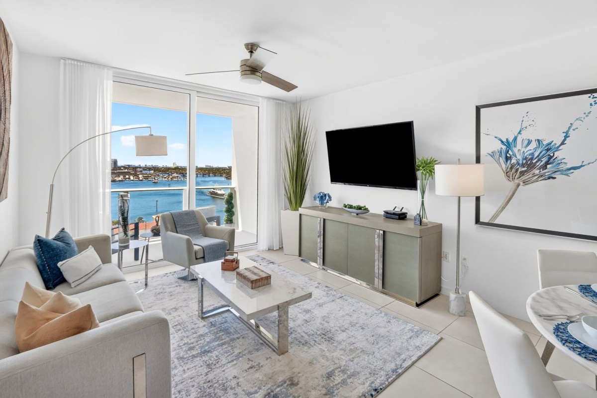 Newman Hospitality-FTL Tiffany Celeste 1002-image-1