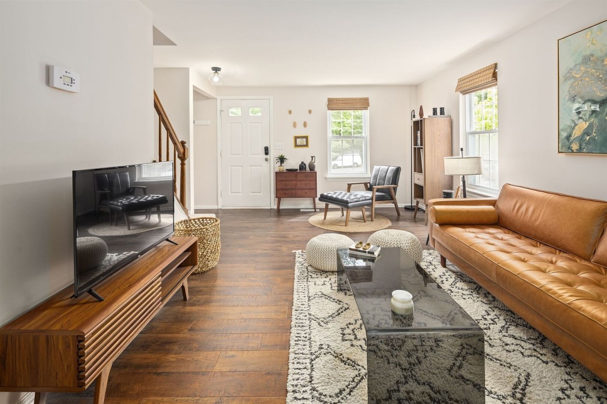 Cleanliness and amenities of the property were excellent- Edward