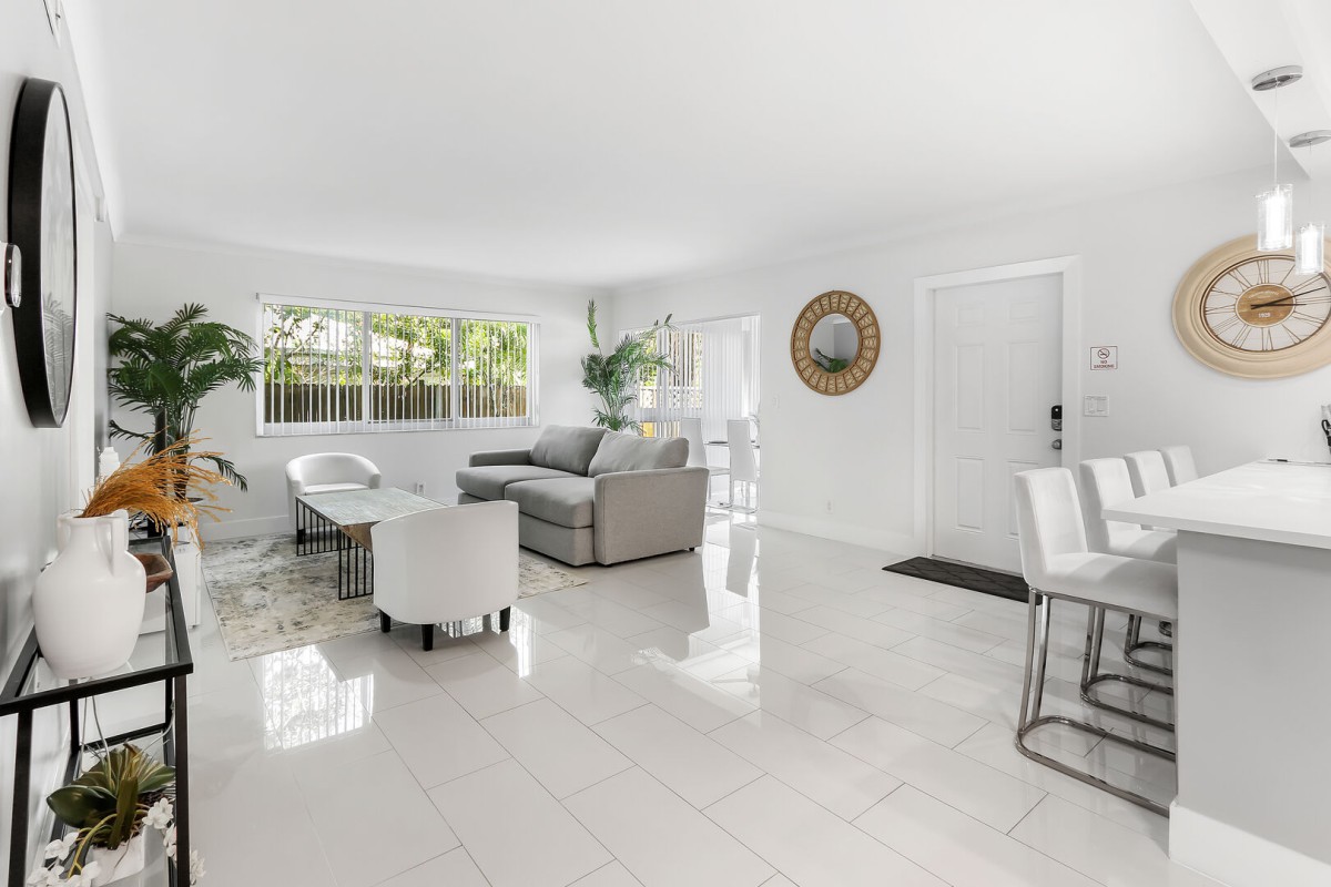 Newman Hospitality-Pompano RiversideMoon 2-image-1