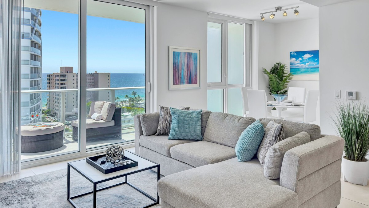 Living room | Comfortable and stylish living room with ocean view.